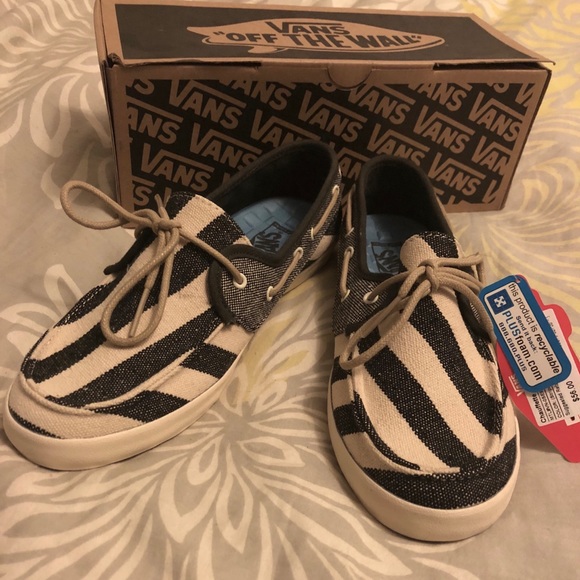 🚫SOLD🚫 Vans Chauffette Striped Canvas Boat Shoes - Picture 4 of 6